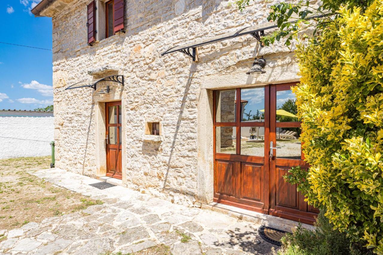 Villa Laura - Orihi Barban Exterior foto